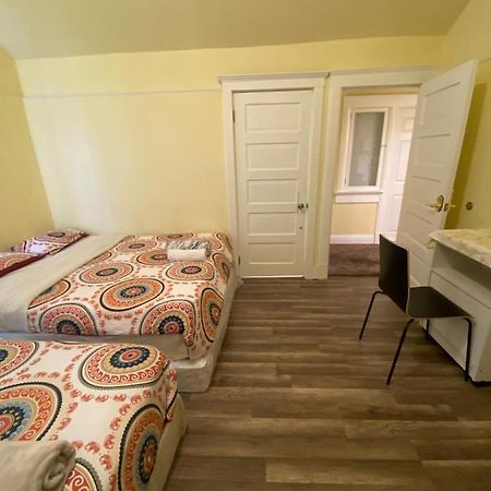 Private Large La Bedroom W Private Half-Bathroom - Ac - Wifi - Private Fridge Near Usc - Exposition Park - Usc Memorial Coliseum - Banc Of California Stadium - Downtown Los Angeles Dtla - University Of Southern California Usc! Екстер'єр фото