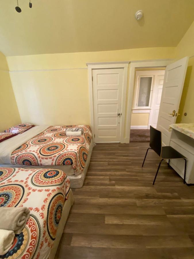 Private Large La Bedroom W Private Half-Bathroom - Ac - Wifi - Private Fridge Near Usc - Exposition Park - Usc Memorial Coliseum - Banc Of California Stadium - Downtown Los Angeles Dtla - University Of Southern California Usc! Екстер'єр фото